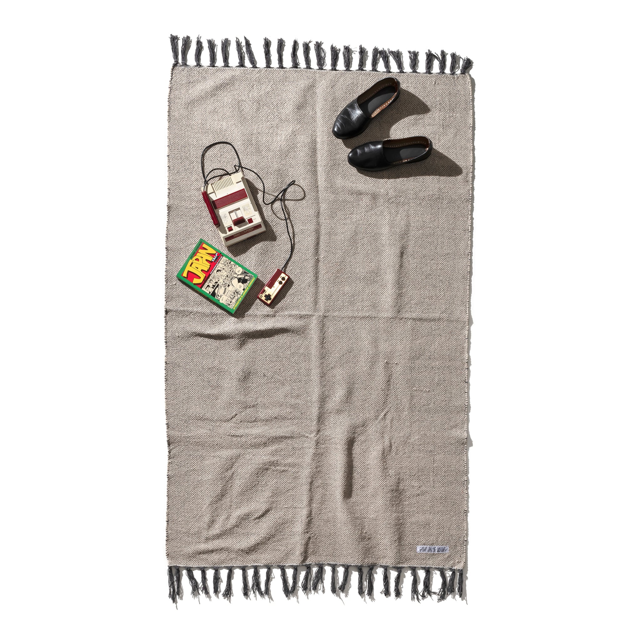 COLLEGE RUG / Ivory – PUEBCO ONLINE STORE
