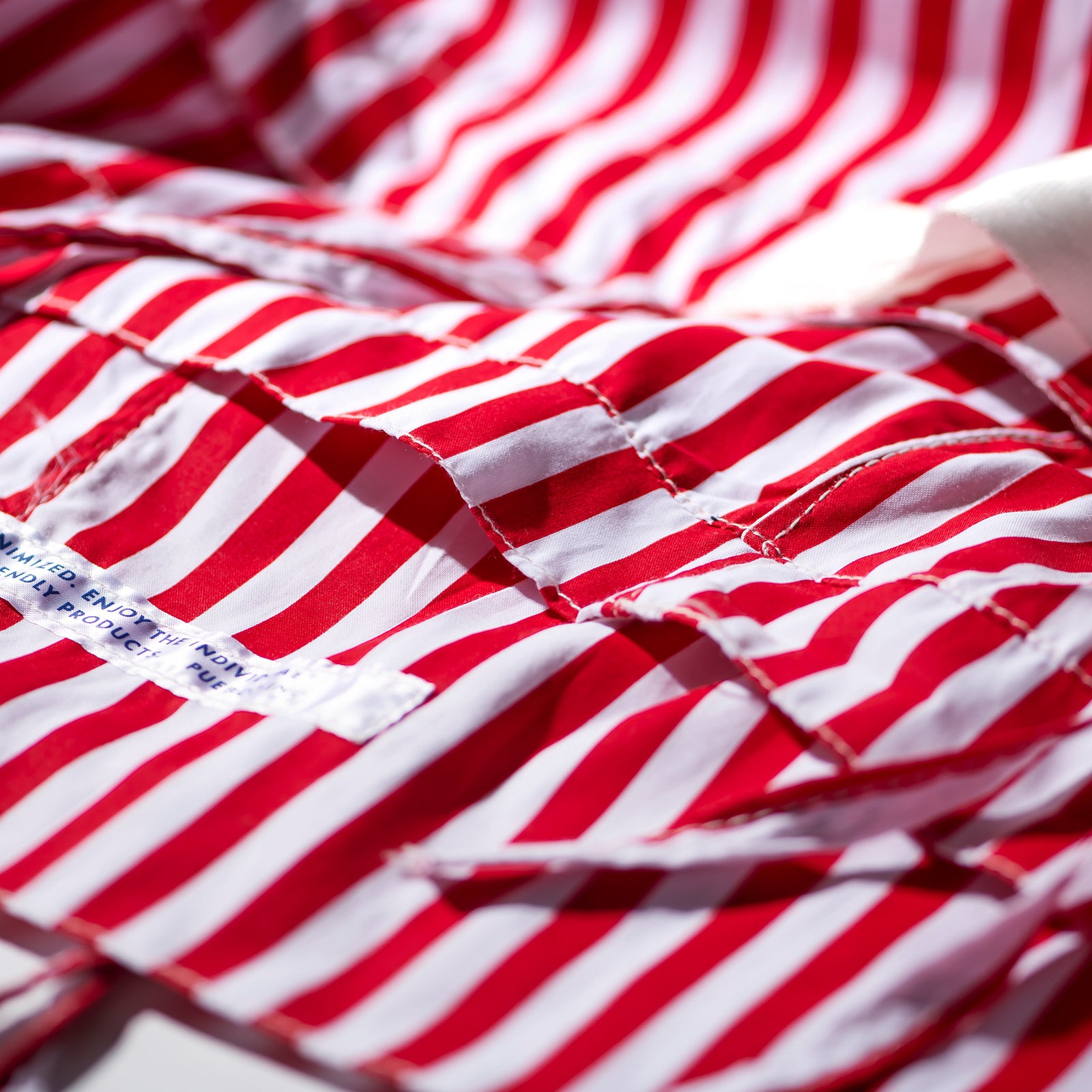 SHIRT FABRIC FOLDING LAUNDRY BASKET / Red Narrow Stripe – PUEBCO