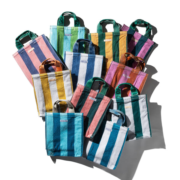 COVERED TOWEL DOCUMENT BAG