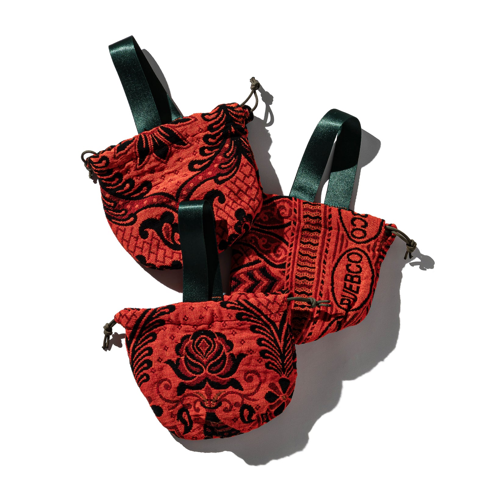 ♢VALENTINO♢ロゴ ショルダーバッグ☆正規品☆ (VALENTINO