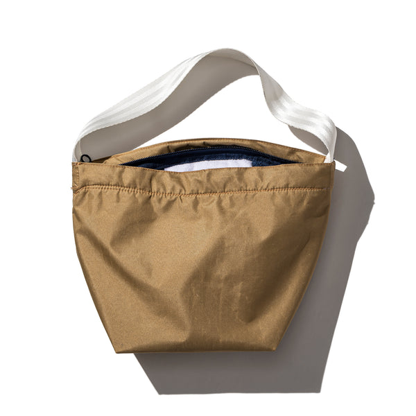 RUBBERIZED FABRIC BAG W/ZIPPER