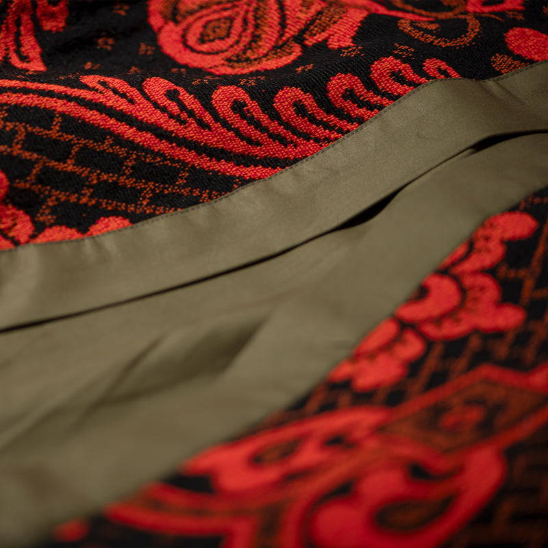 RUG FABRIC REVERSIBLE GOWN / Black
