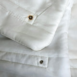 WHITE QUILTED SNOW JACKET 2-WAY BAG W/ZIPPER
